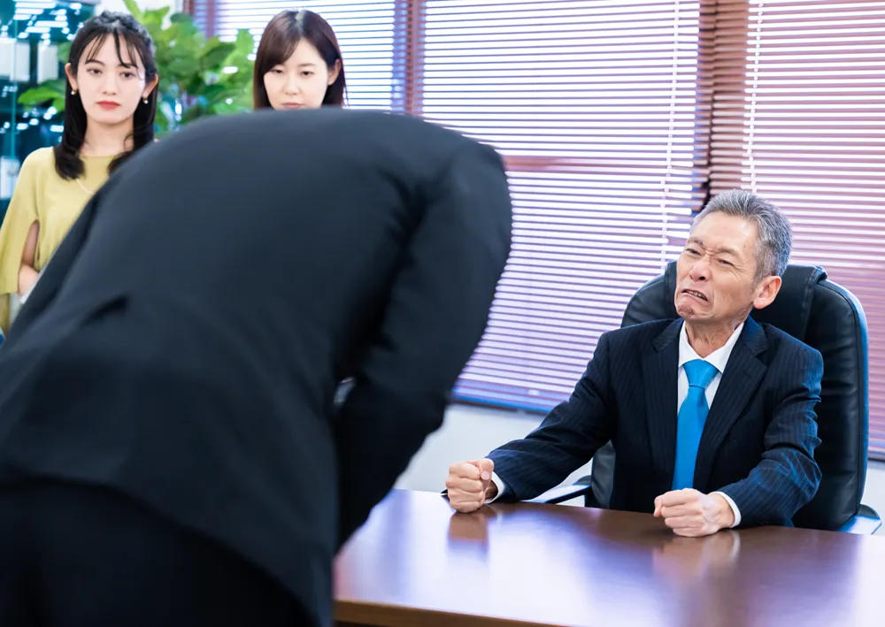 Why is Firing Employees Uncommon in Japanese Corporations?